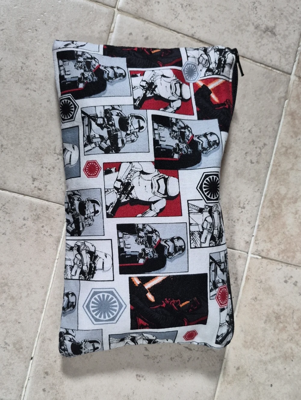Star Soldier Print Travel Bag